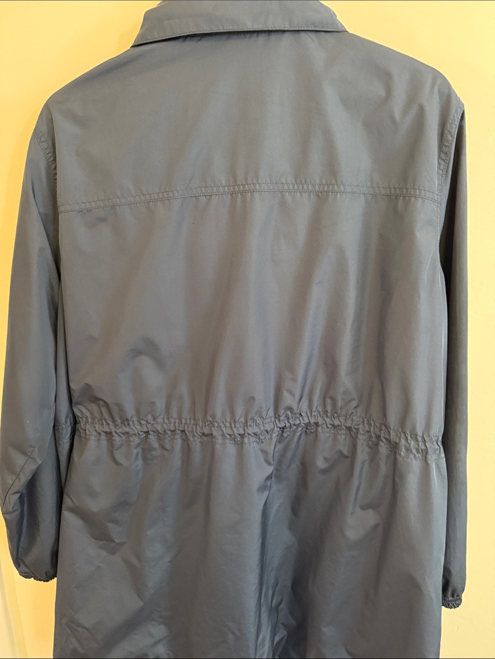 GAP Women's Navy Lightweight  Windbreaker with Hood - Picture 4 of 5